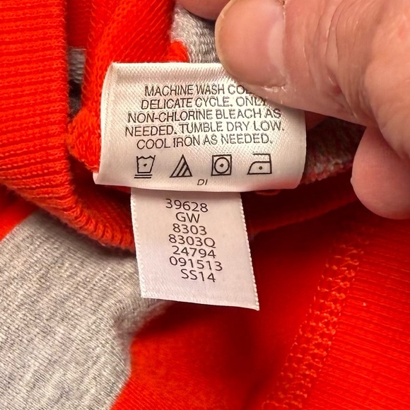 Hanna Andersson red and gray striped scoop neck long sleeve tshirt size M - Picture 12 of 13